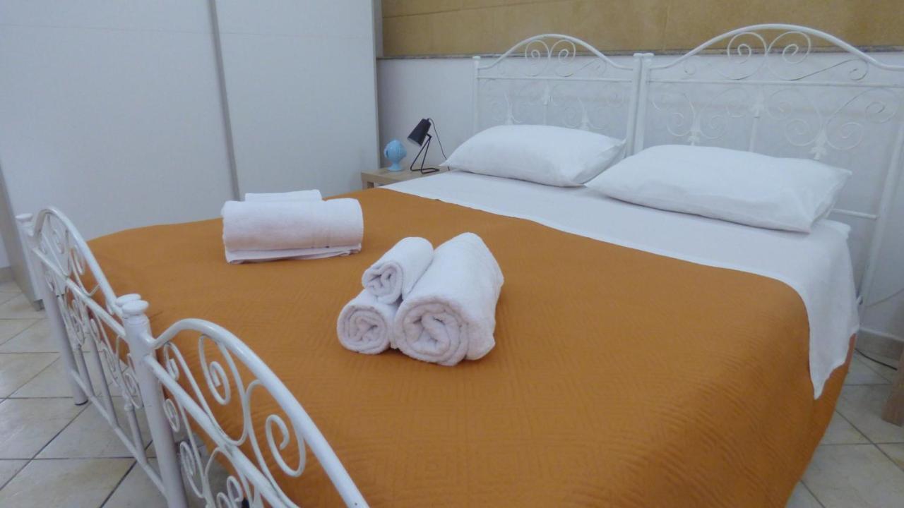 Appartement La Dimora Del Pumo à Lecce Extérieur photo