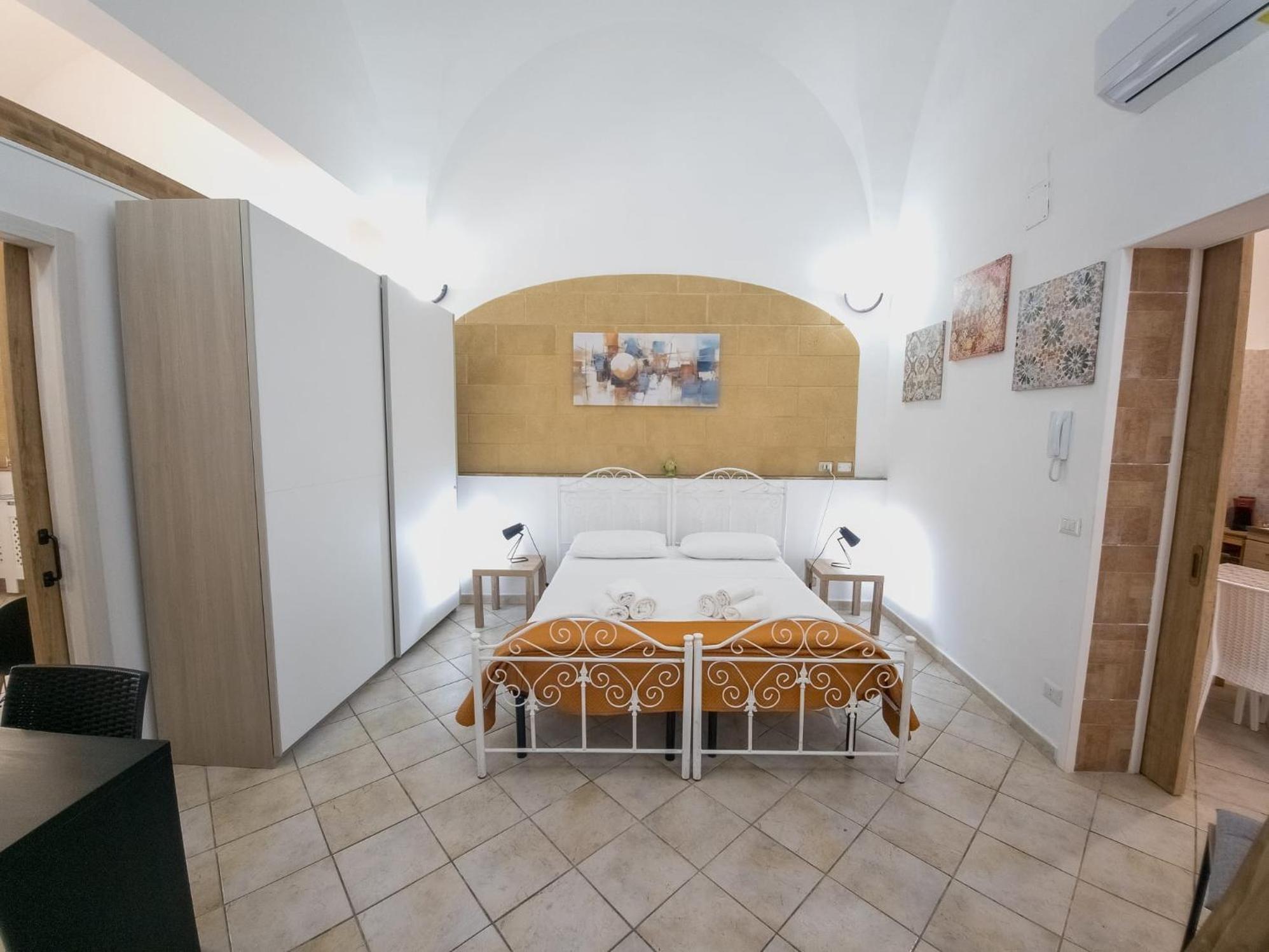 Appartement La Dimora Del Pumo à Lecce Extérieur photo